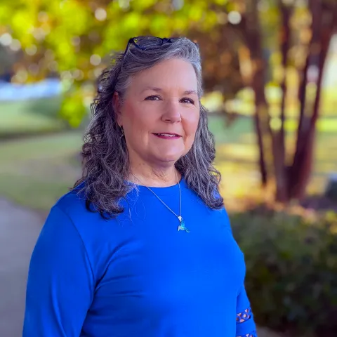 Faculty - Julie-Hogan