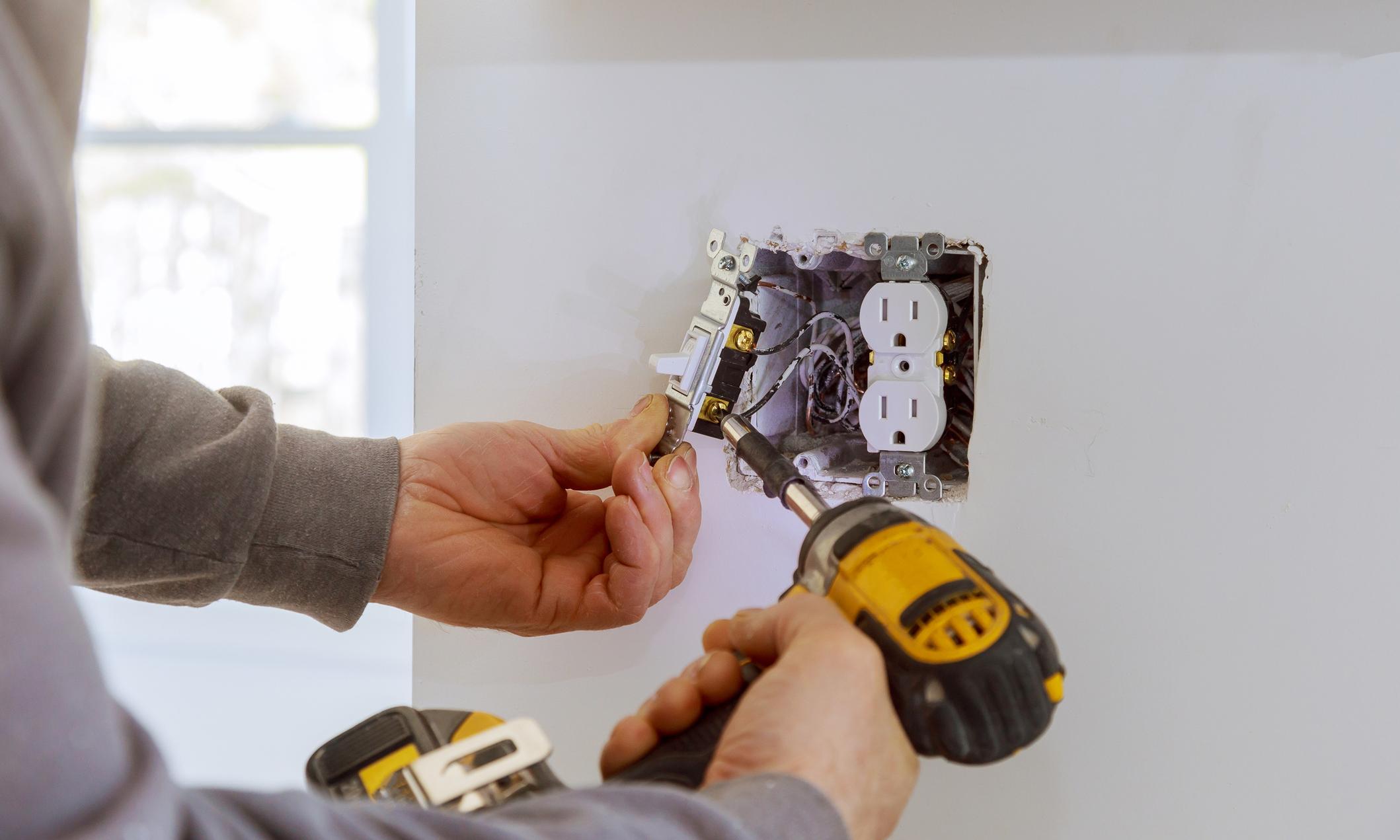 Banner Electrician.jpg