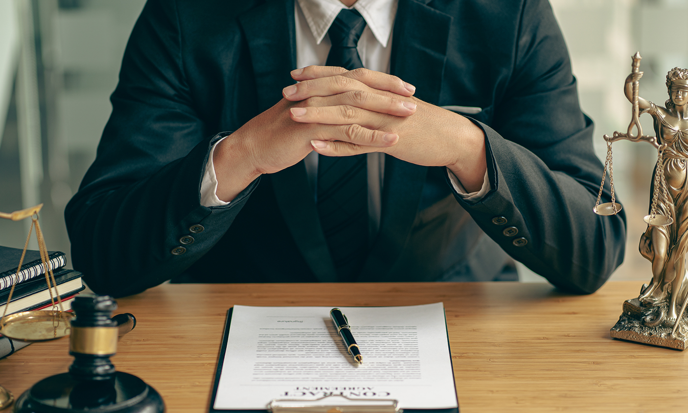 Banner paralegal.png